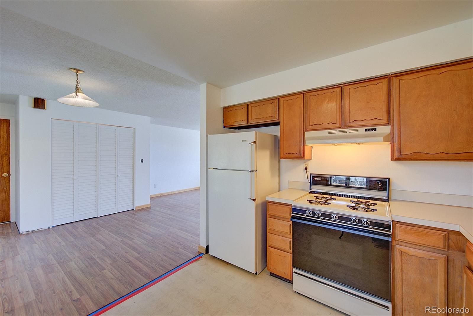 MLS Image #14 for 10067 w 68th place,arvada, Colorado