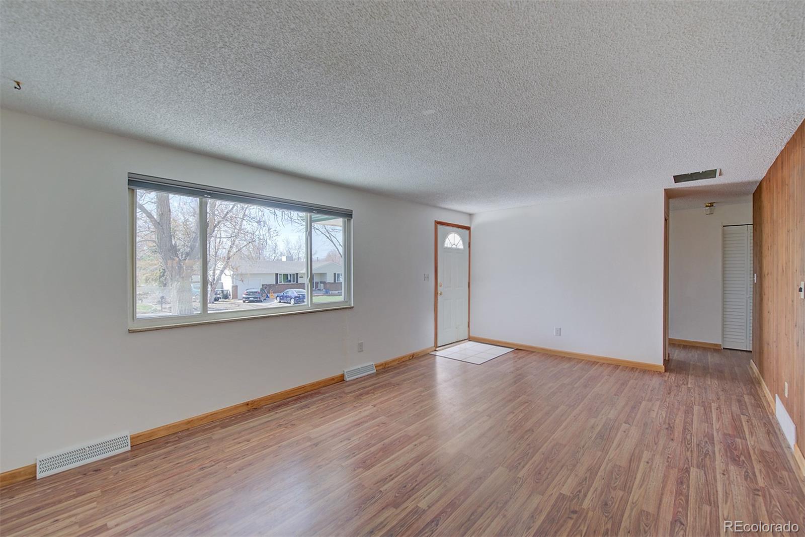 MLS Image #7 for 10067 w 68th place,arvada, Colorado