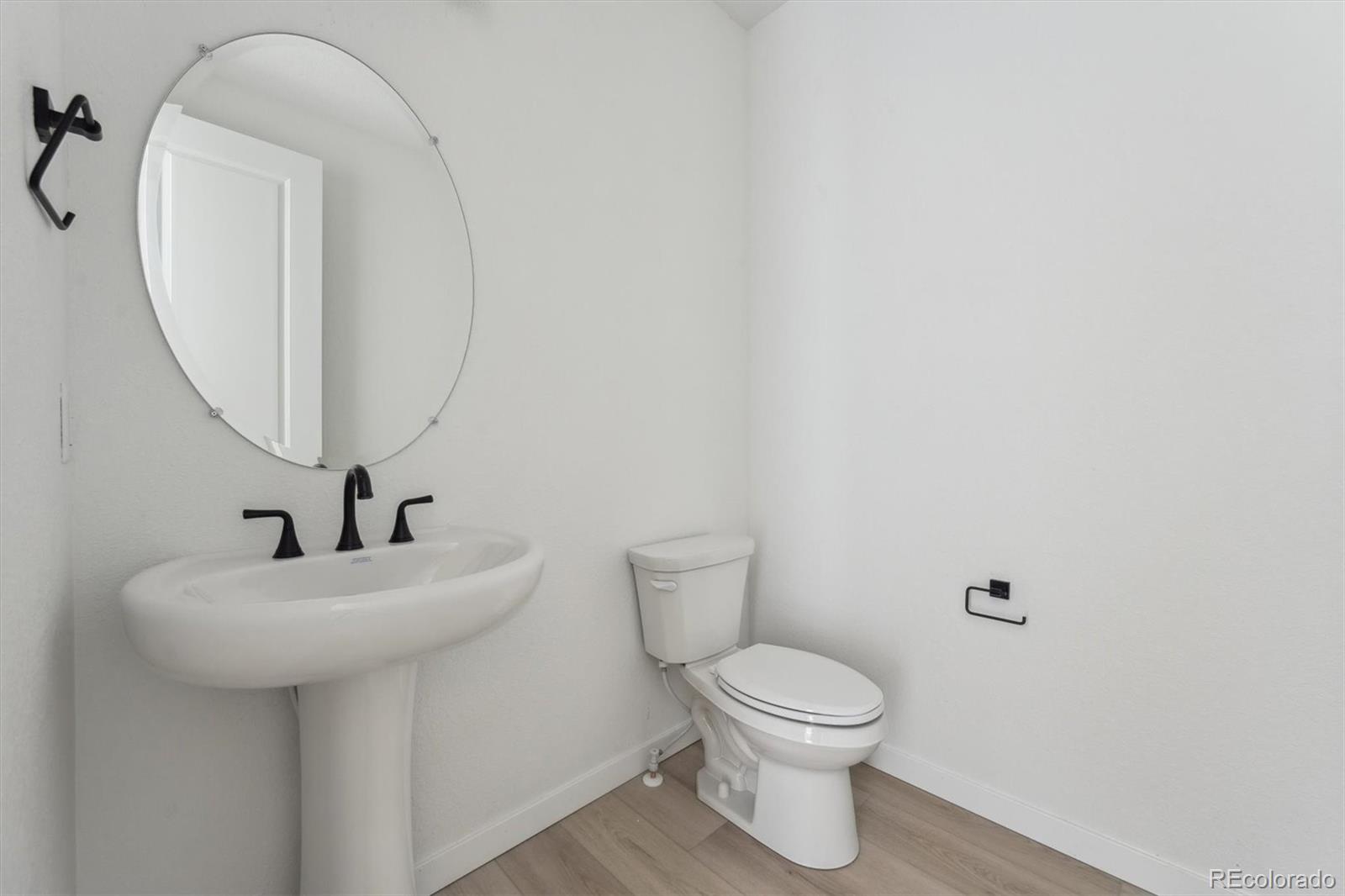 MLS Image #9 for 25303 e warren place,aurora, Colorado