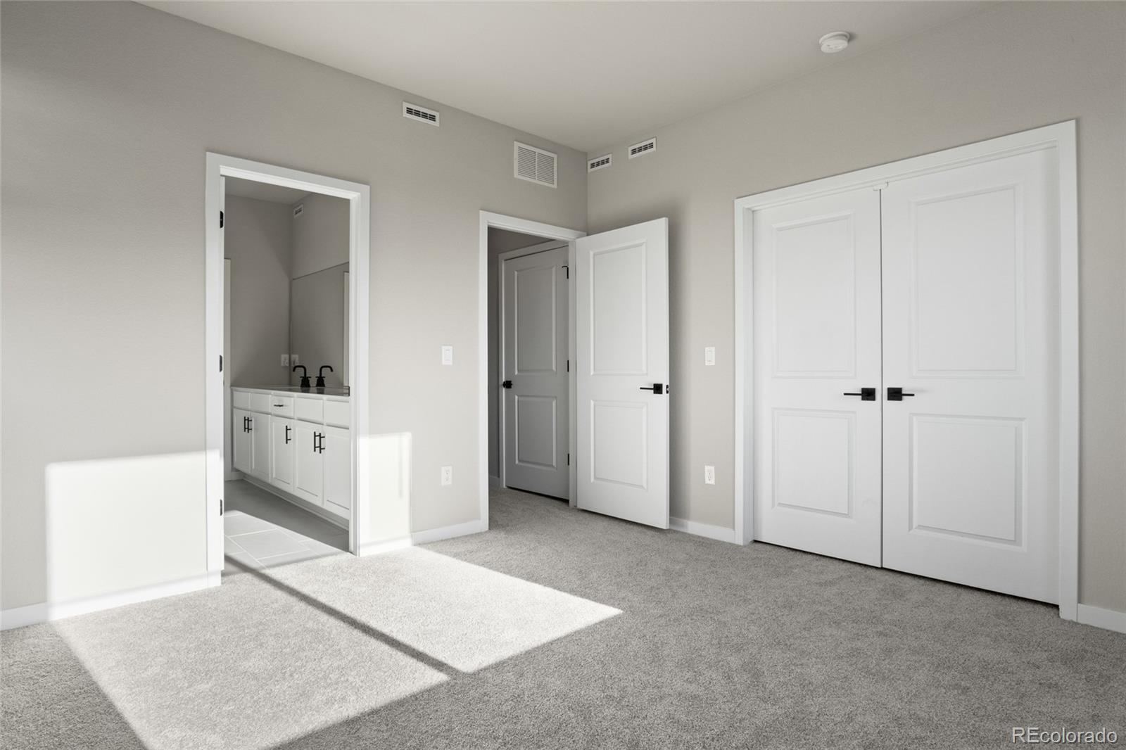 MLS Image #16 for 27492 e 1st avenue,aurora, Colorado