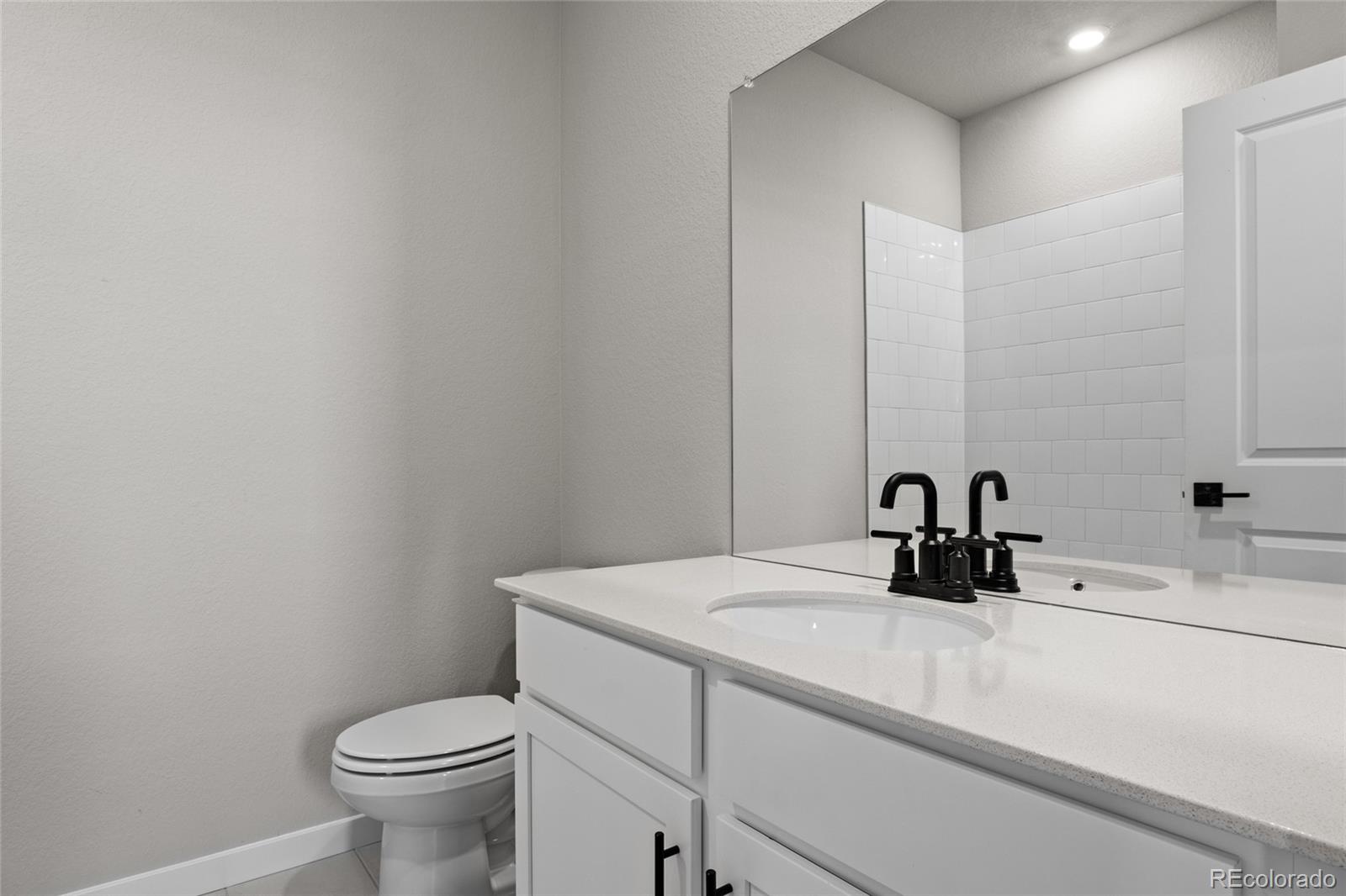 MLS Image #20 for 27492 e 1st avenue,aurora, Colorado