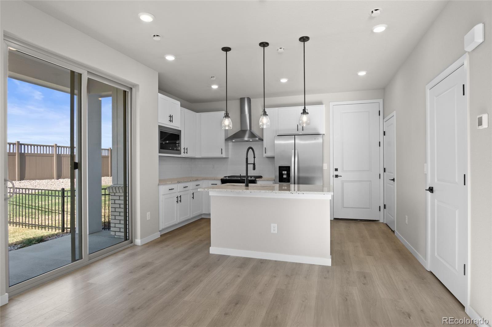 MLS Image #9 for 27492 e 1st avenue,aurora, Colorado