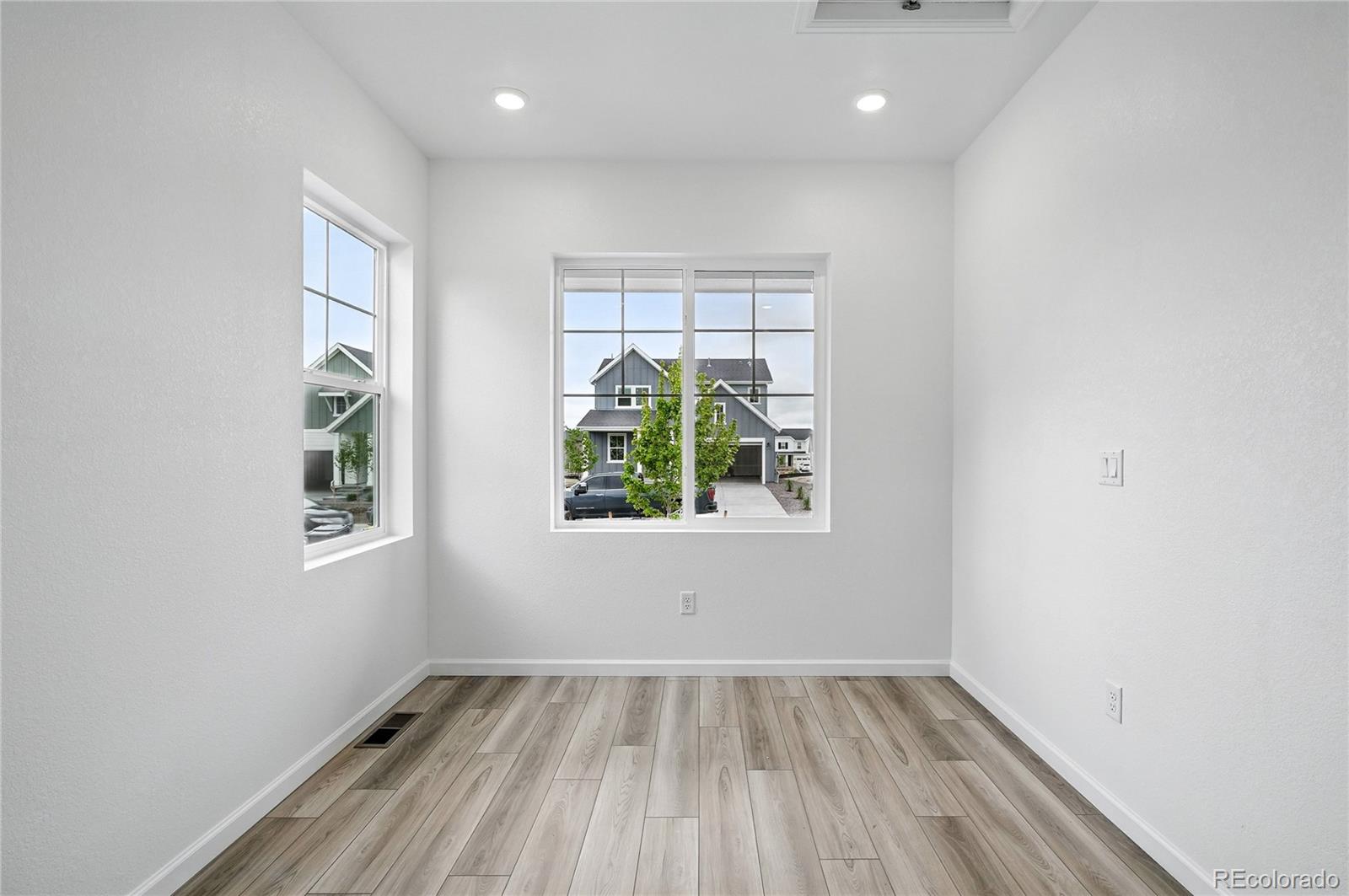 MLS Image #14 for 39713  penn road,elizabeth, Colorado