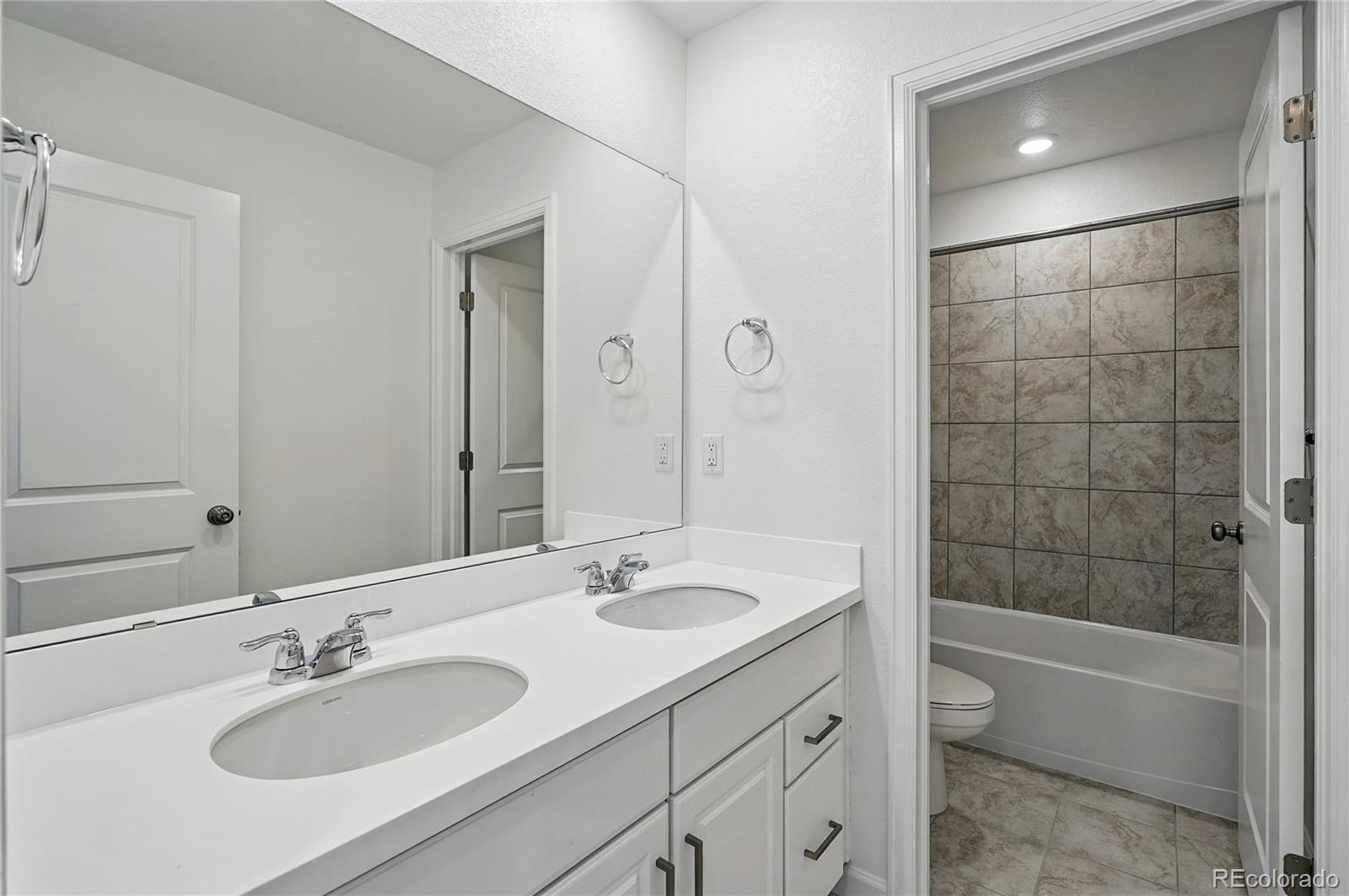 MLS Image #22 for 39713  penn road,elizabeth, Colorado