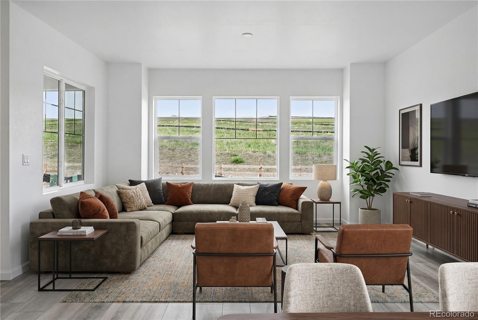 MLS Image #4 for 39713  penn road,elizabeth, Colorado