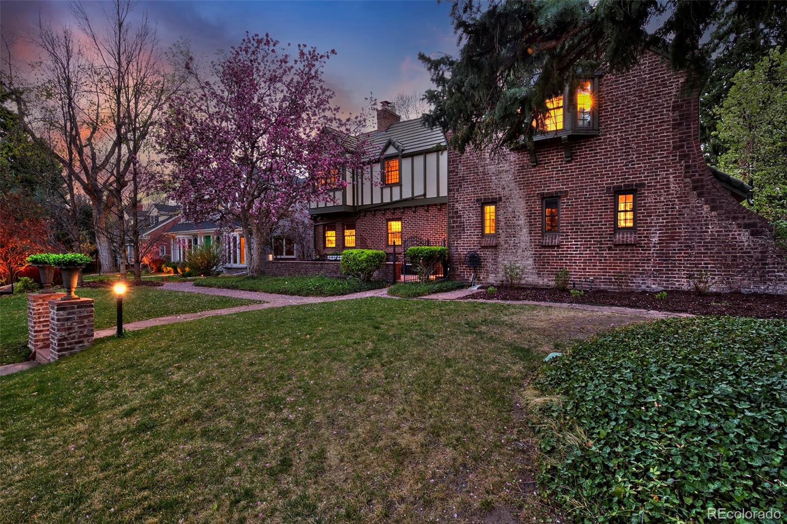 MLS Image #2 for 239  ash street,denver, Colorado
