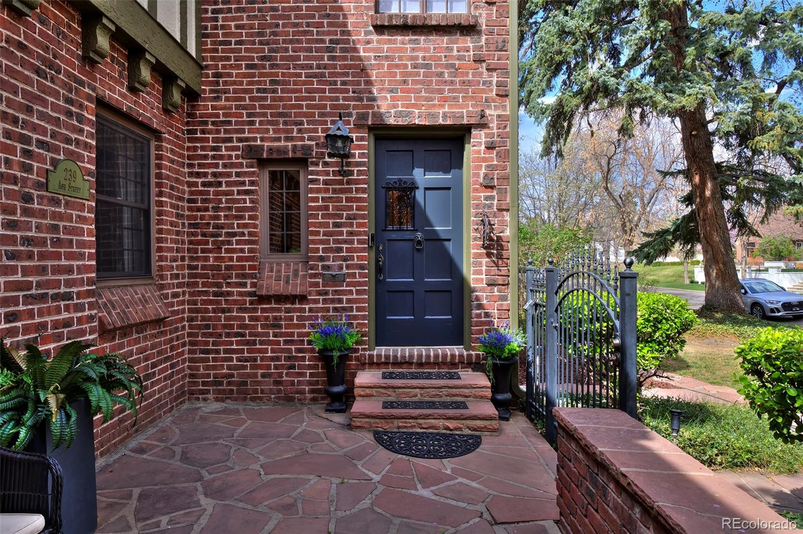 MLS Image #46 for 239  ash street,denver, Colorado