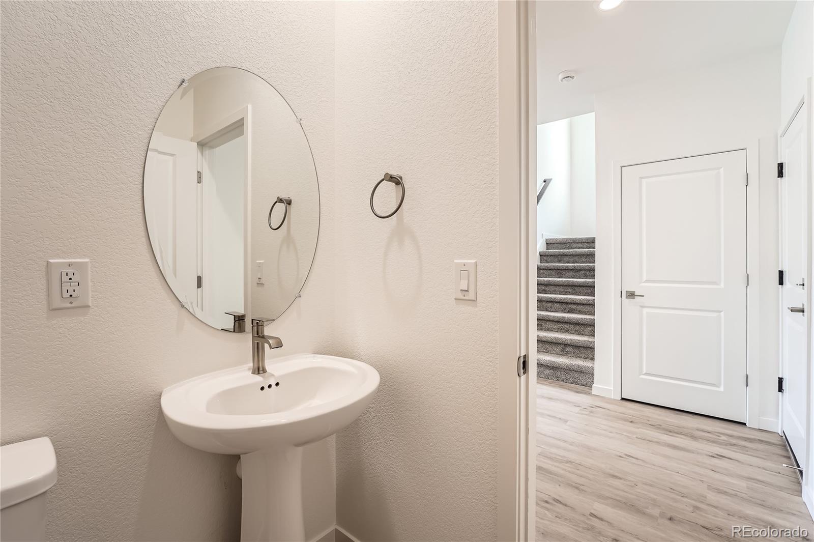 MLS Image #4 for 1294 s algonquian street,aurora, Colorado