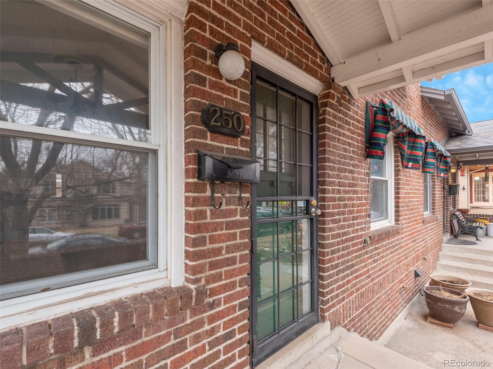 MLS Image #3 for 250 s lafayette street,denver, Colorado