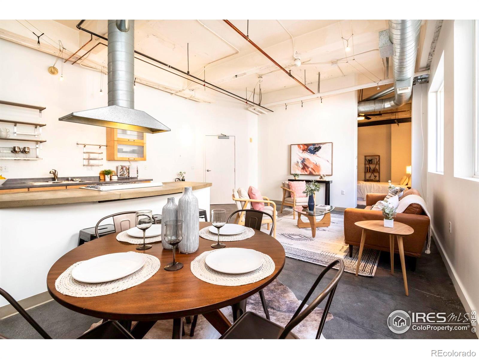 MLS Image #3 for 1777 e 39th avenue,denver, Colorado