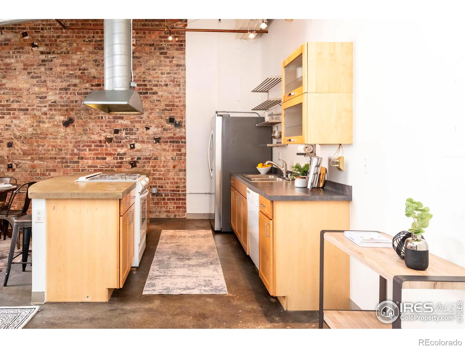 MLS Image #5 for 1777 e 39th avenue,denver, Colorado