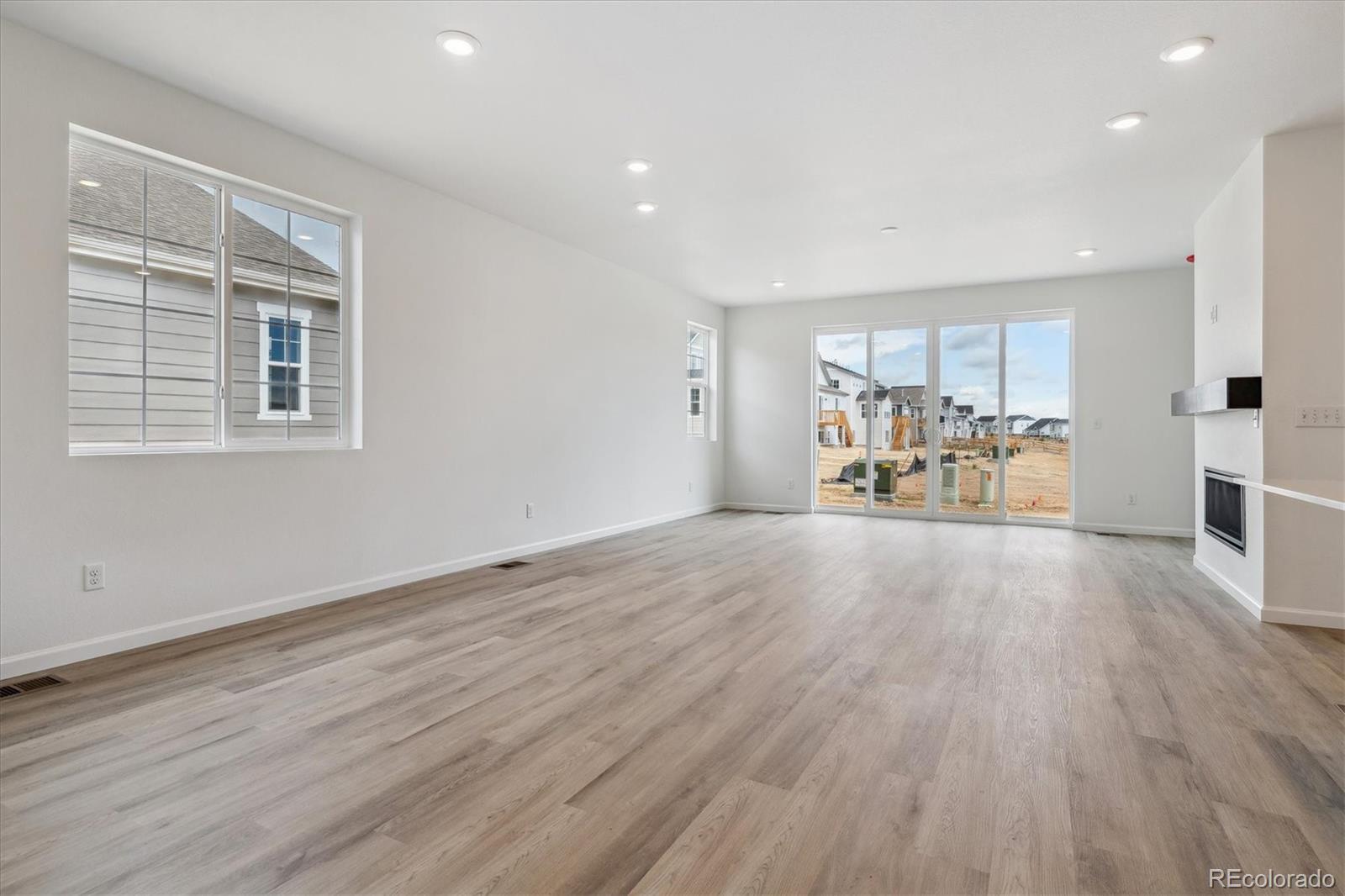 MLS Image #5 for 554  penn road,elizabeth, Colorado