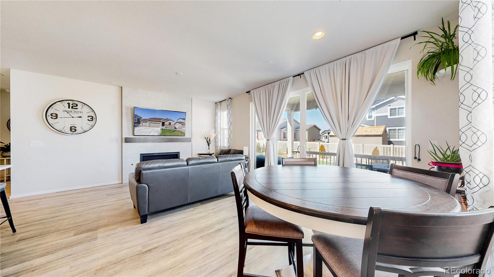 MLS Image #12 for 10553  xenia court,commerce city, Colorado