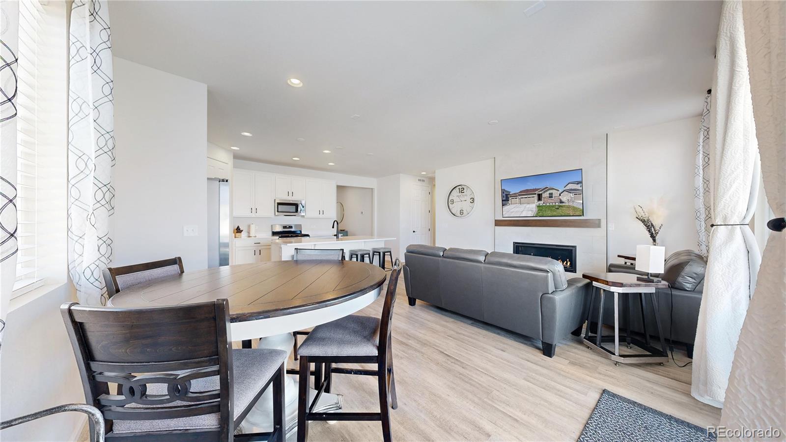 MLS Image #13 for 10553  xenia court,commerce city, Colorado