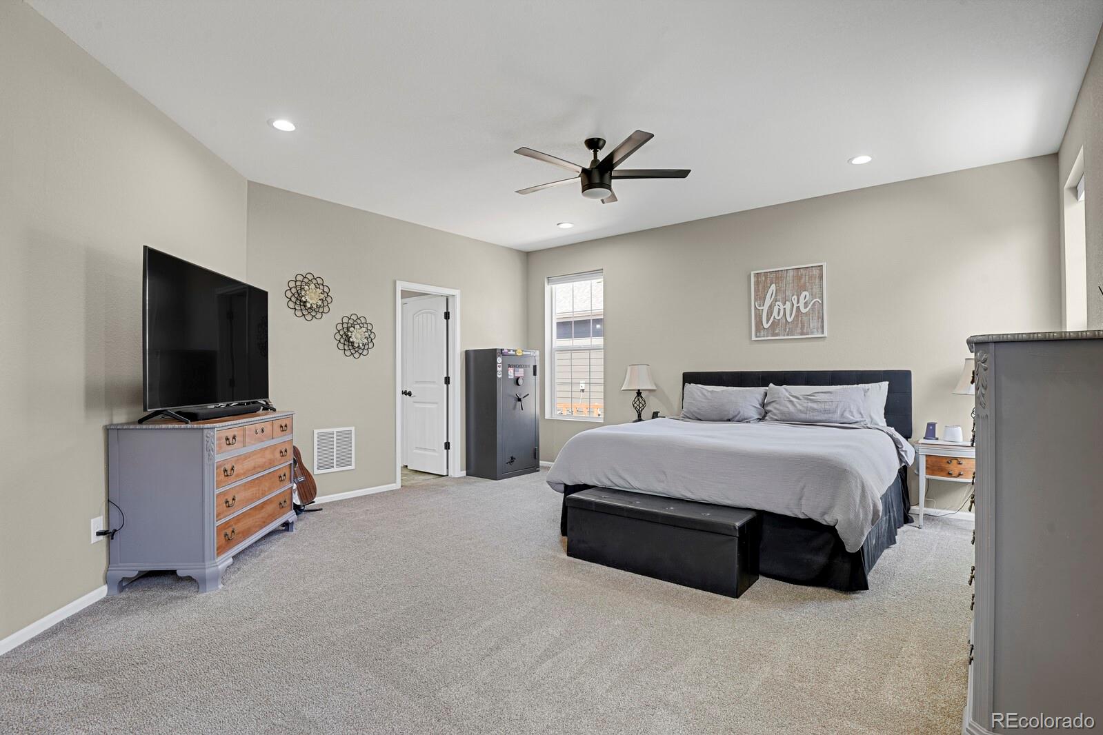 MLS Image #13 for 3248  raintree lane,dacono, Colorado
