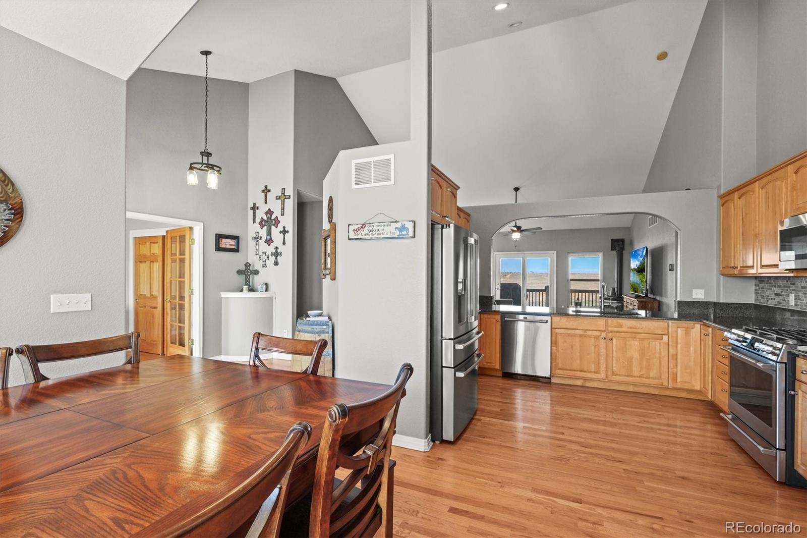 MLS Image #12 for 43097  taos trail,elizabeth, Colorado