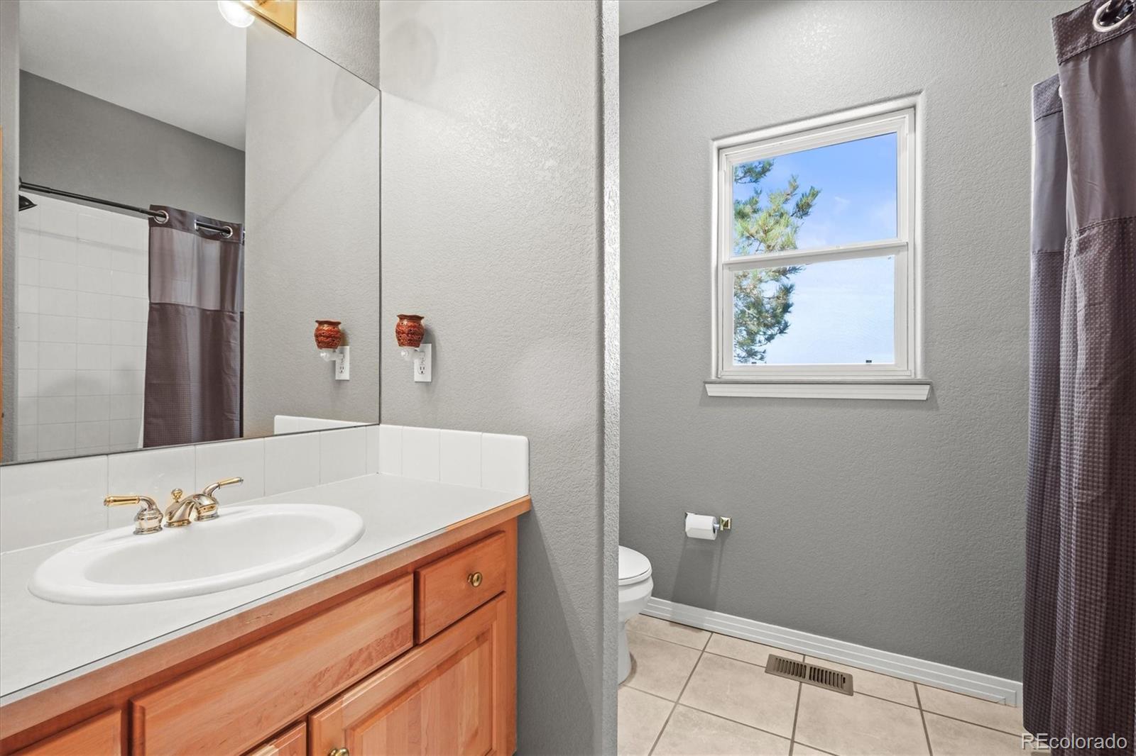 MLS Image #24 for 43097  taos trail,elizabeth, Colorado