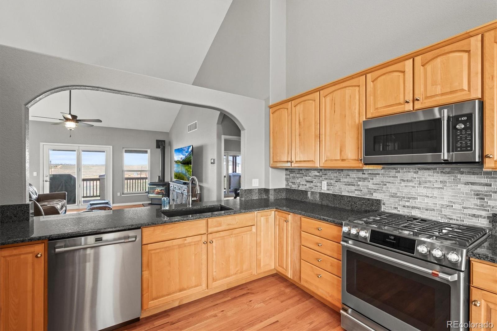 MLS Image #9 for 43097  taos trail,elizabeth, Colorado