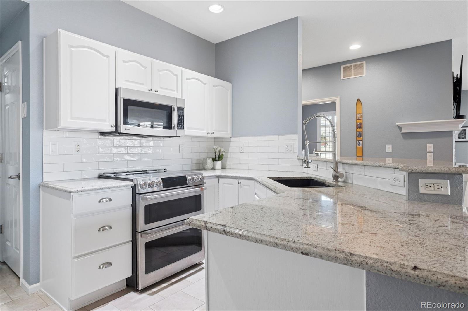 MLS Image #12 for 7524  pineridge trail,castle pines, Colorado