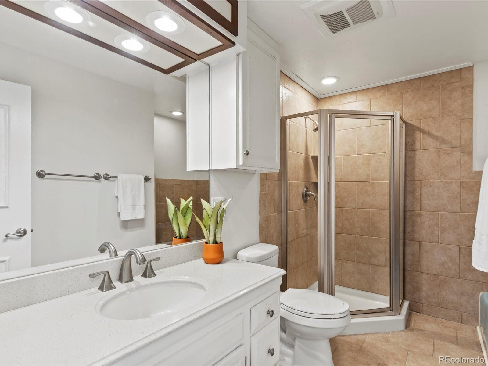 MLS Image #27 for 10335 w 18th place,lakewood, Colorado