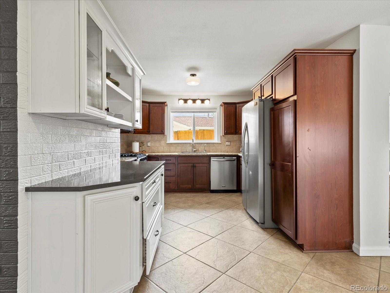 MLS Image #5 for 10335 w 18th place,lakewood, Colorado