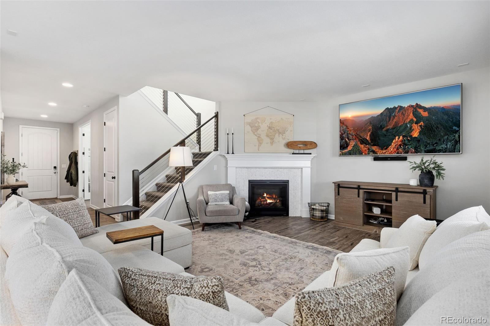 MLS Image #8 for 806  flora view drive,erie, Colorado