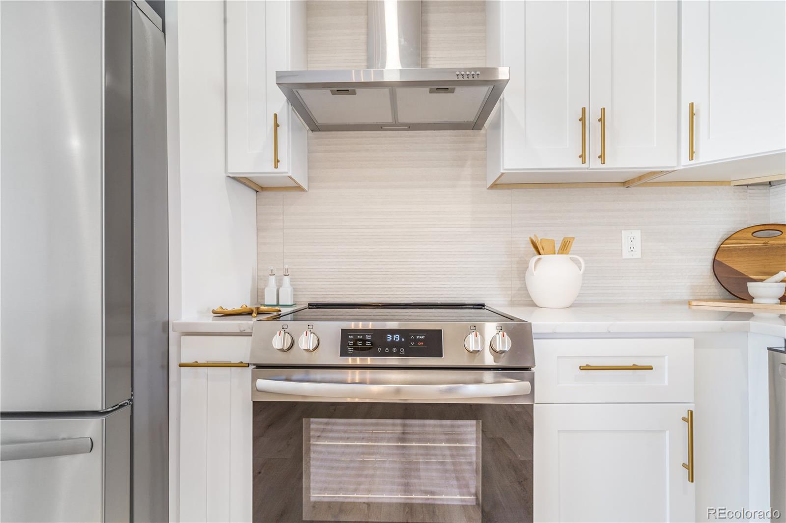 CMA Image for 1445 s eaton street,Lakewood, Colorado