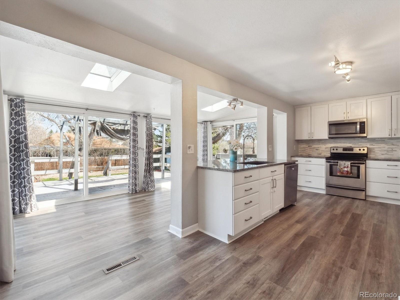 MLS Image #4 for 5945 w morraine avenue,littleton, Colorado