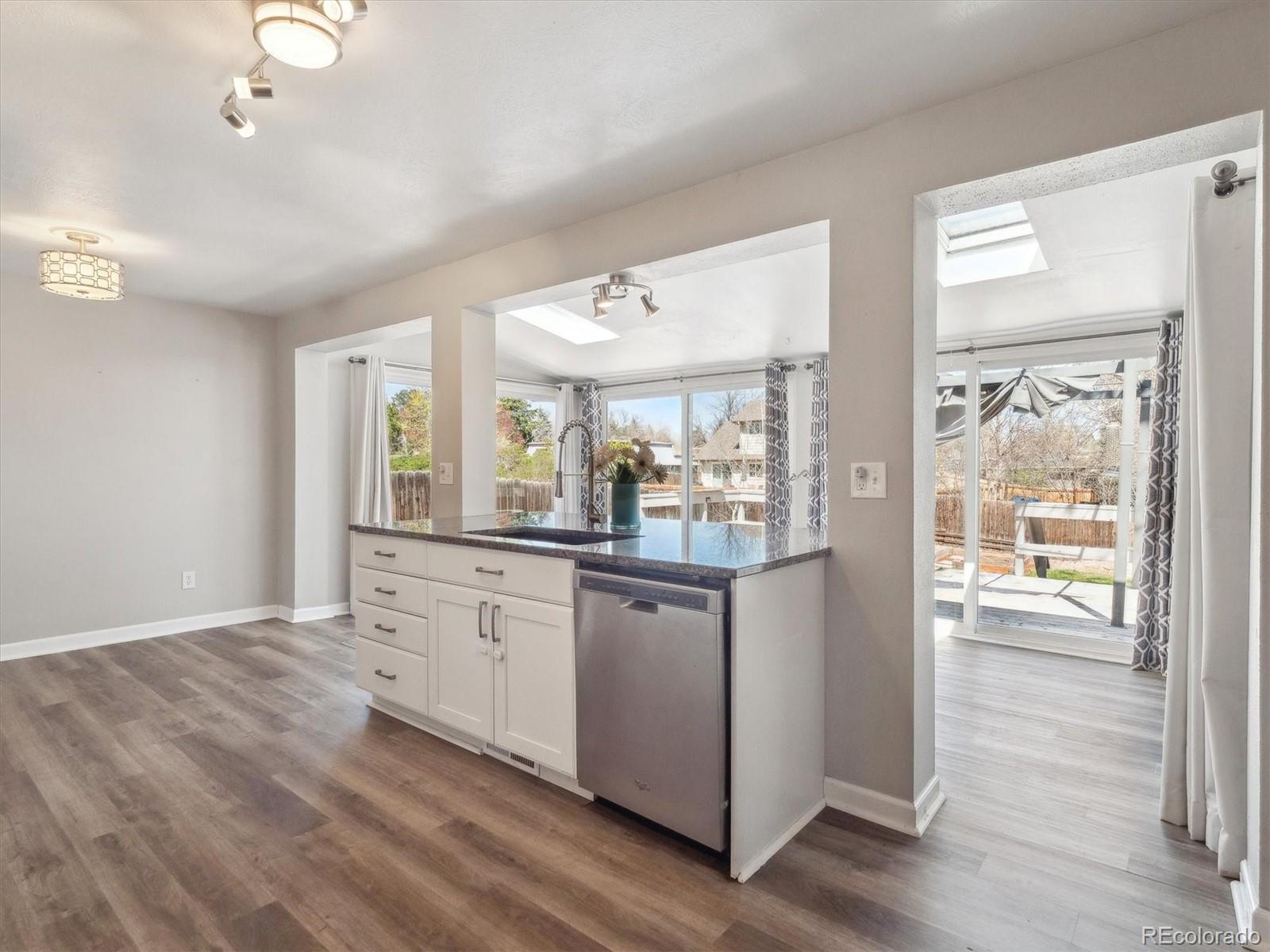 MLS Image #6 for 5945 w morraine avenue,littleton, Colorado