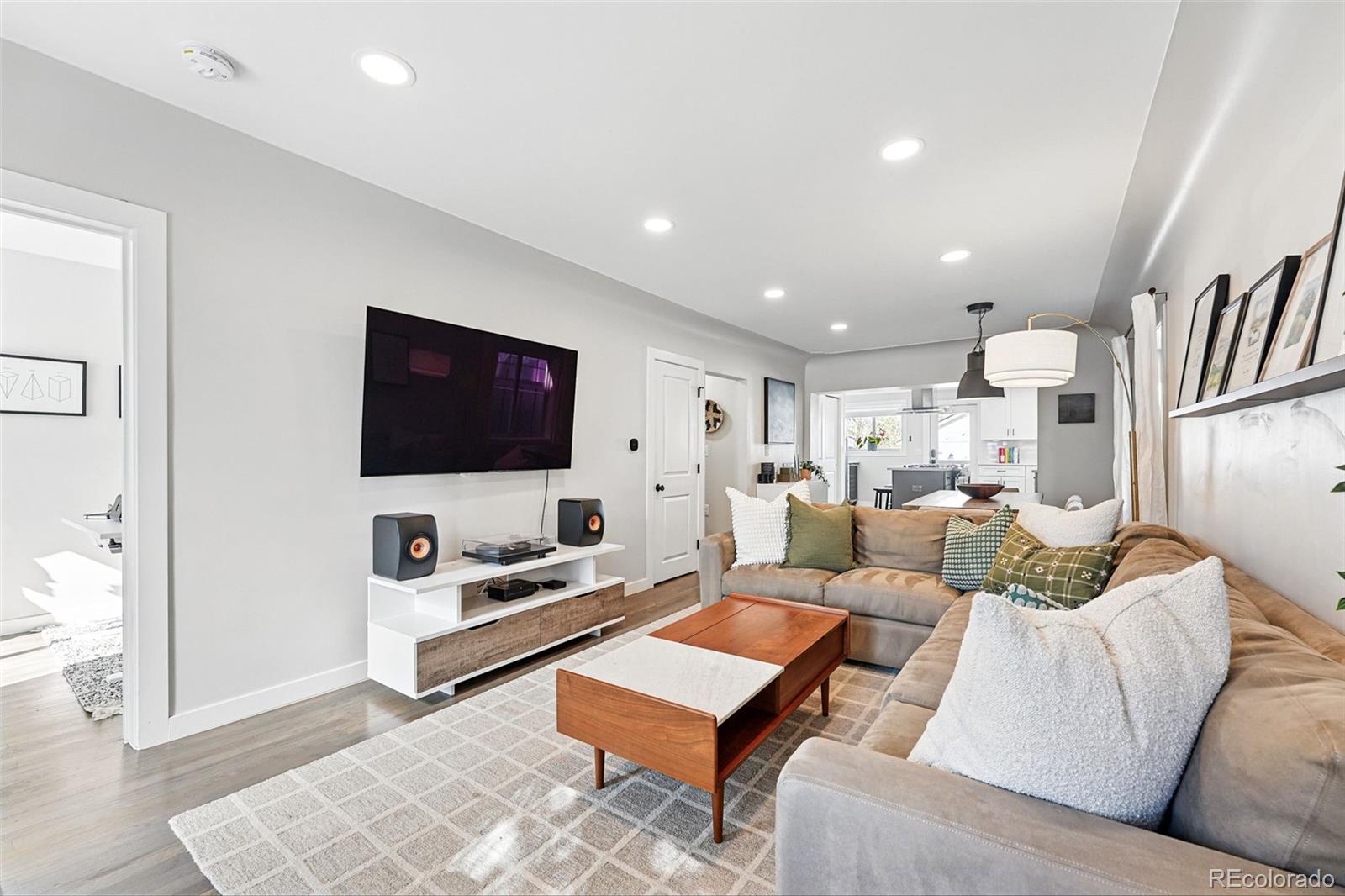MLS Image #4 for 3938  kalamath street,denver, Colorado