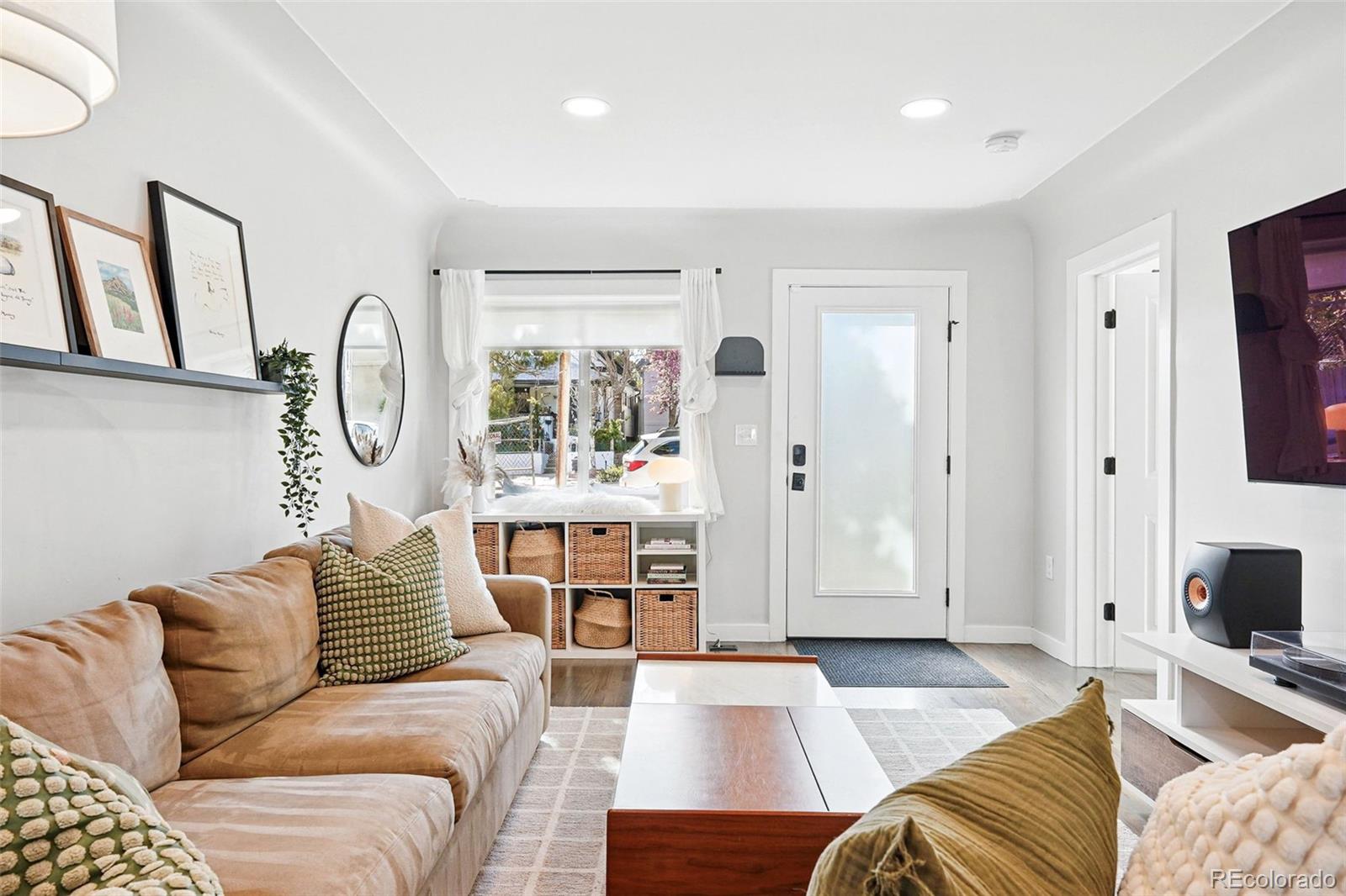 MLS Image #5 for 3938  kalamath street,denver, Colorado