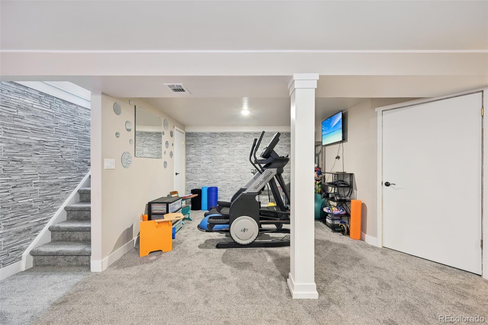 MLS Image #25 for 16097 e cornell place,aurora, Colorado
