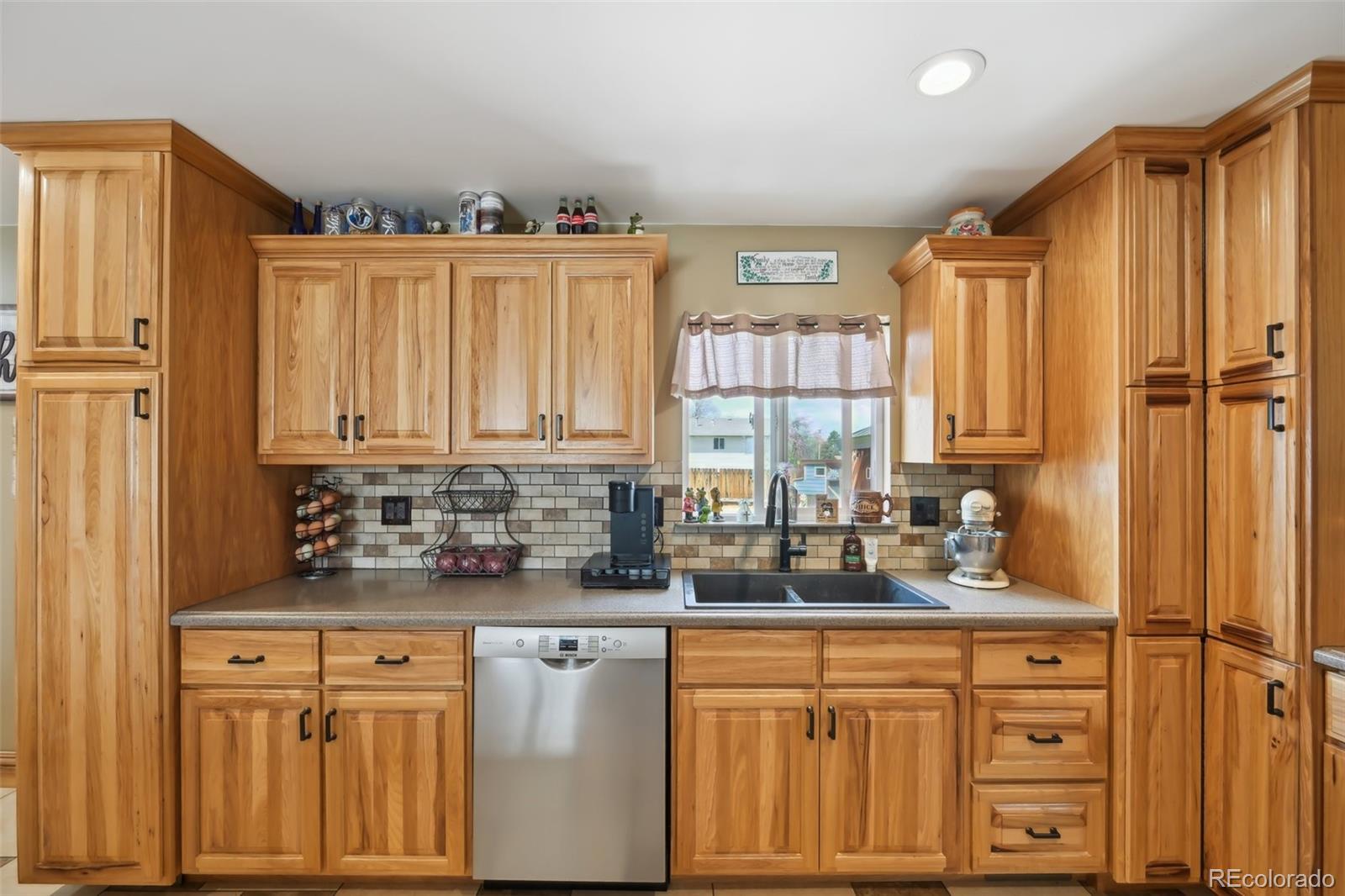 MLS Image #5 for 16097 e cornell place,aurora, Colorado
