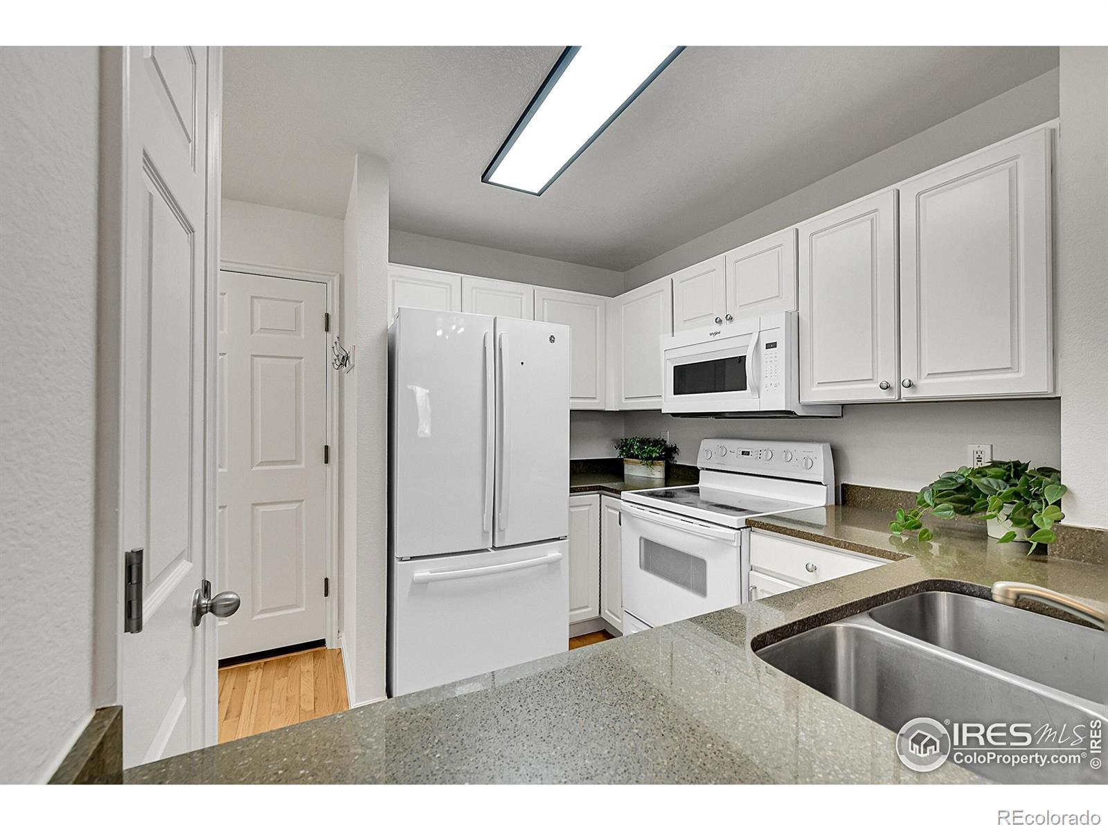 MLS Image #5 for 1202  warrior way,lafayette, Colorado