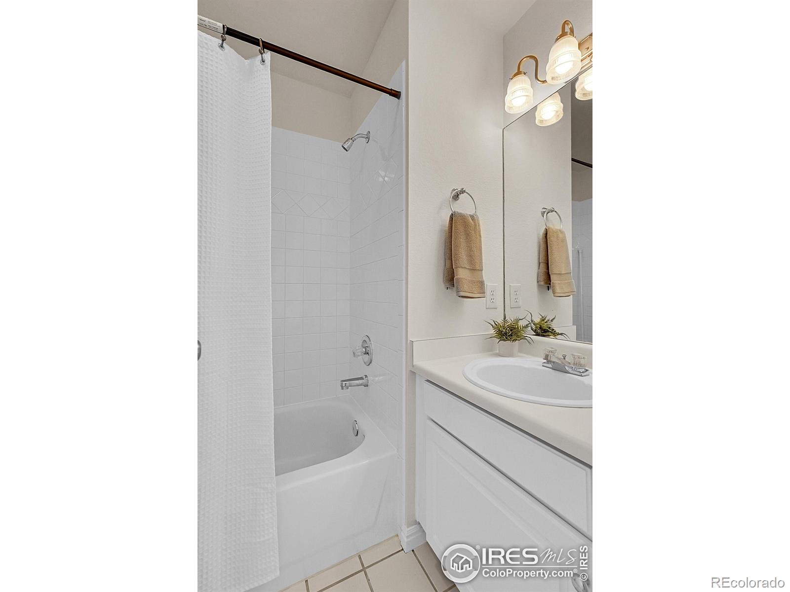 MLS Image #8 for 1202  warrior way,lafayette, Colorado