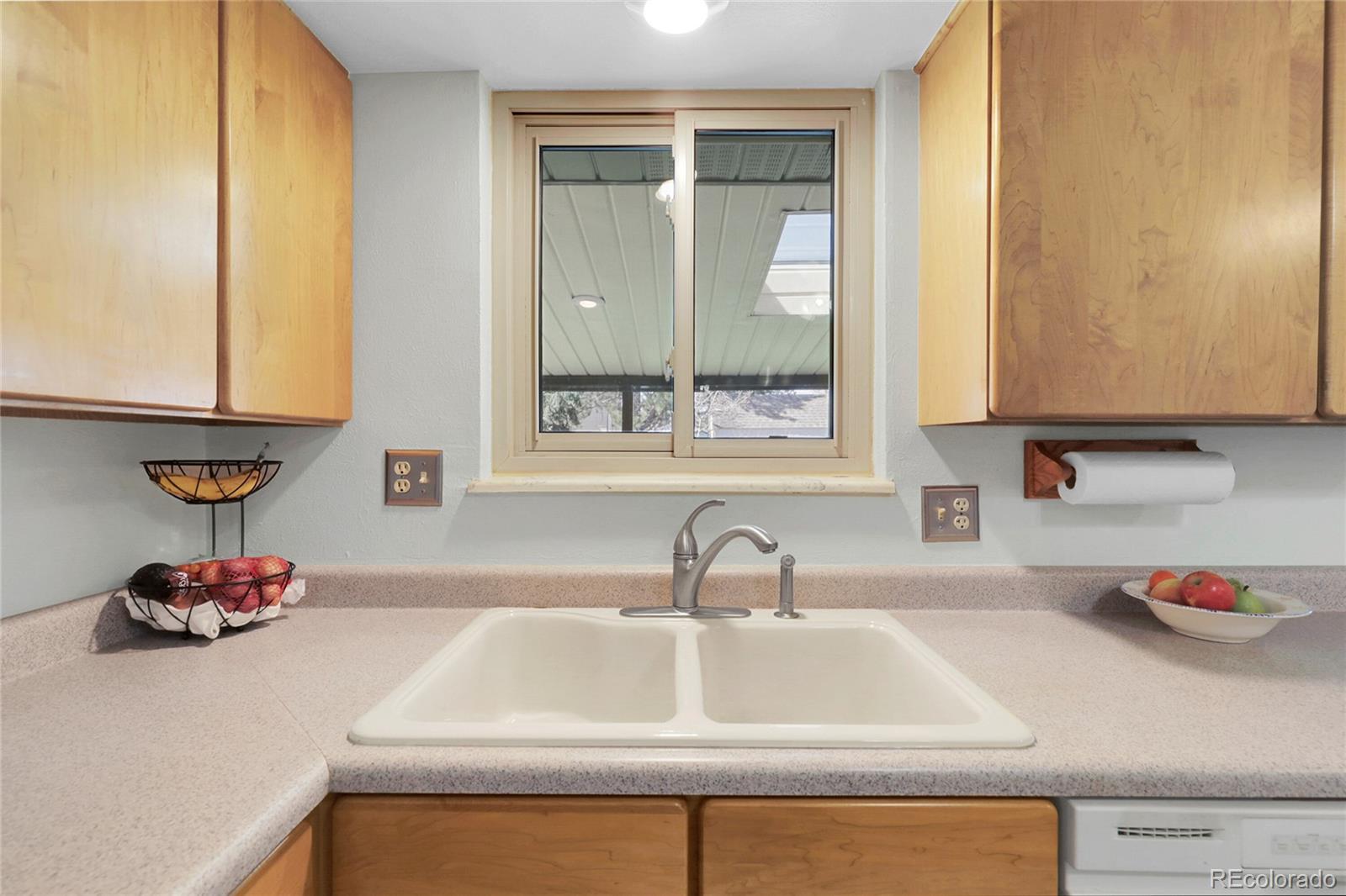 MLS Image #10 for 4381 s estes street,littleton, Colorado