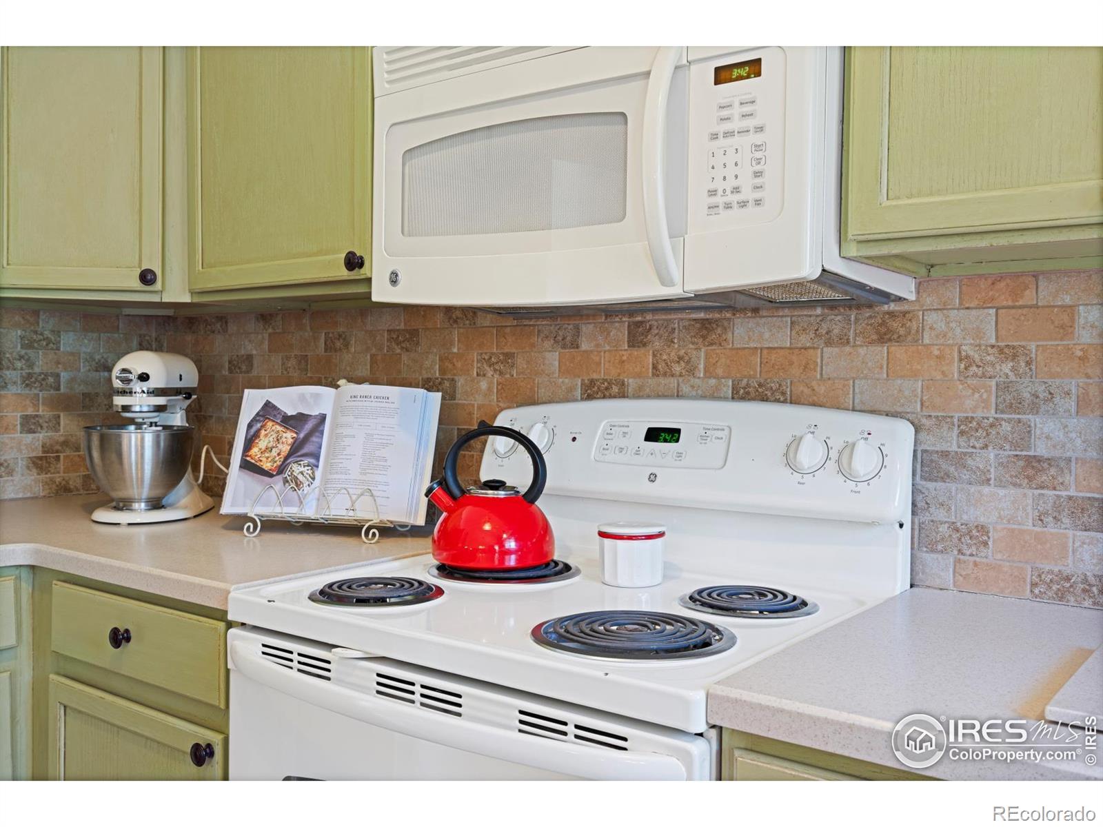 MLS Image #13 for 5551 e 130th drive,thornton, Colorado