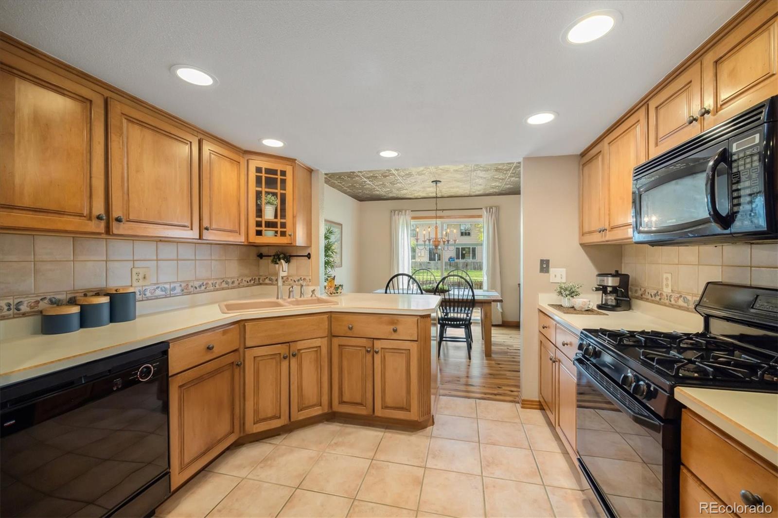 MLS Image #14 for 9241 w 87th place,arvada, Colorado