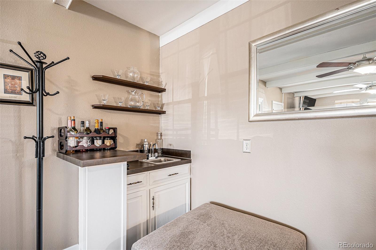 MLS Image #10 for 10921 e powers court,englewood, Colorado