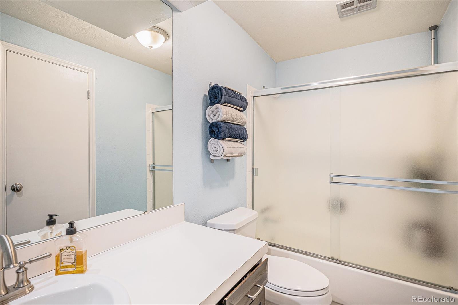 MLS Image #29 for 10921 e powers court,englewood, Colorado