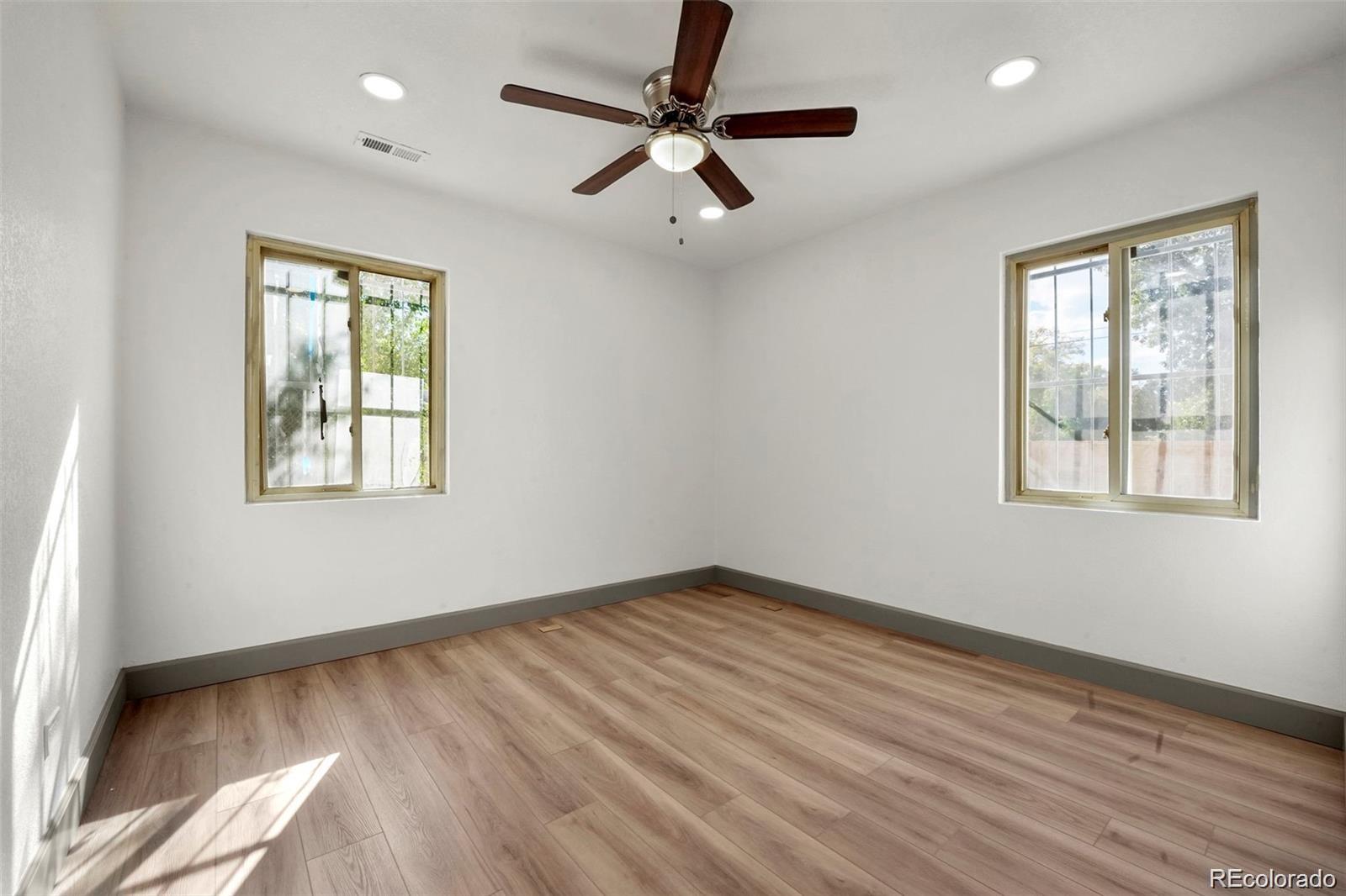 MLS Image #9 for 2441  niagara street,denver, Colorado
