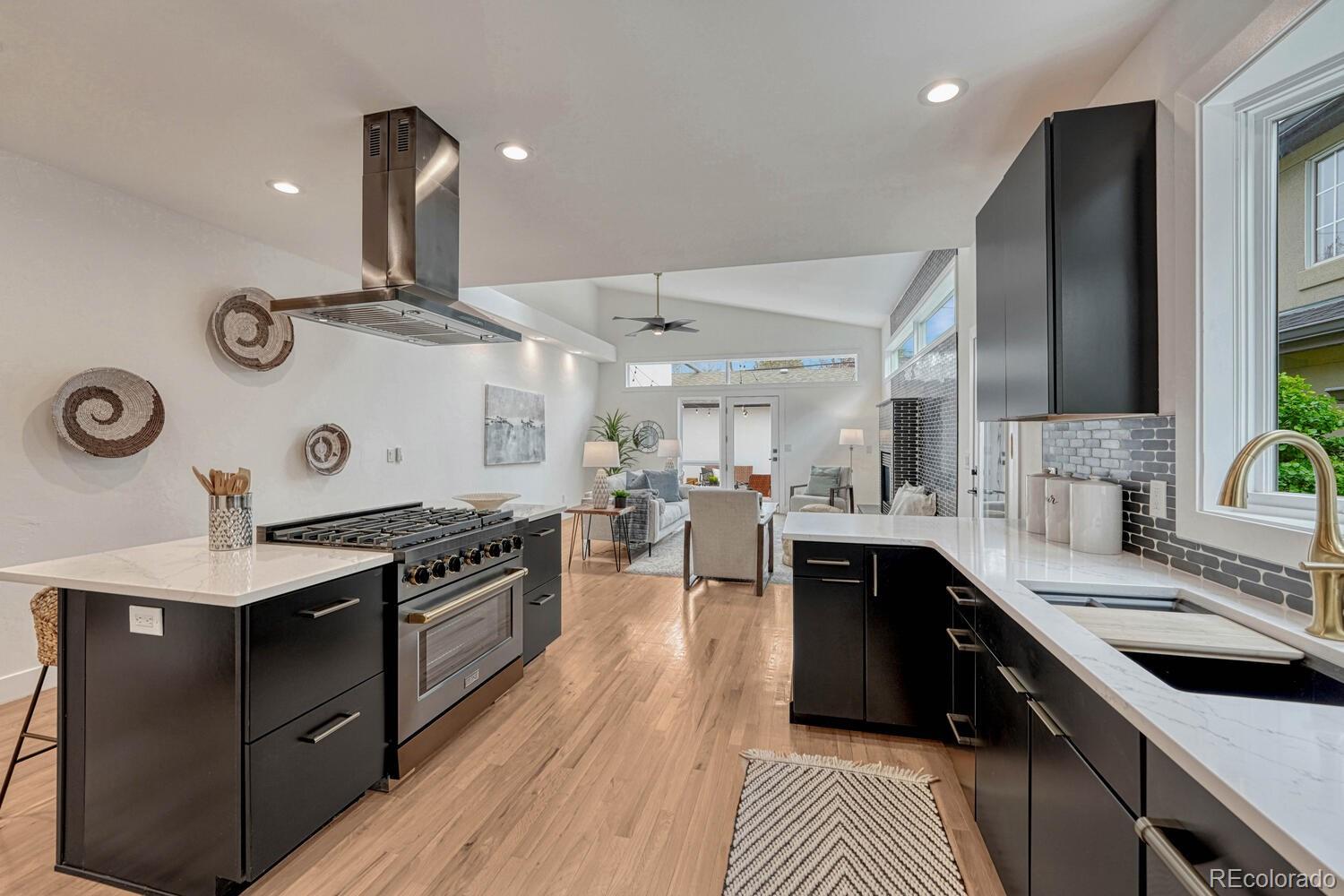 MLS Image #16 for 520  columbine street,denver, Colorado