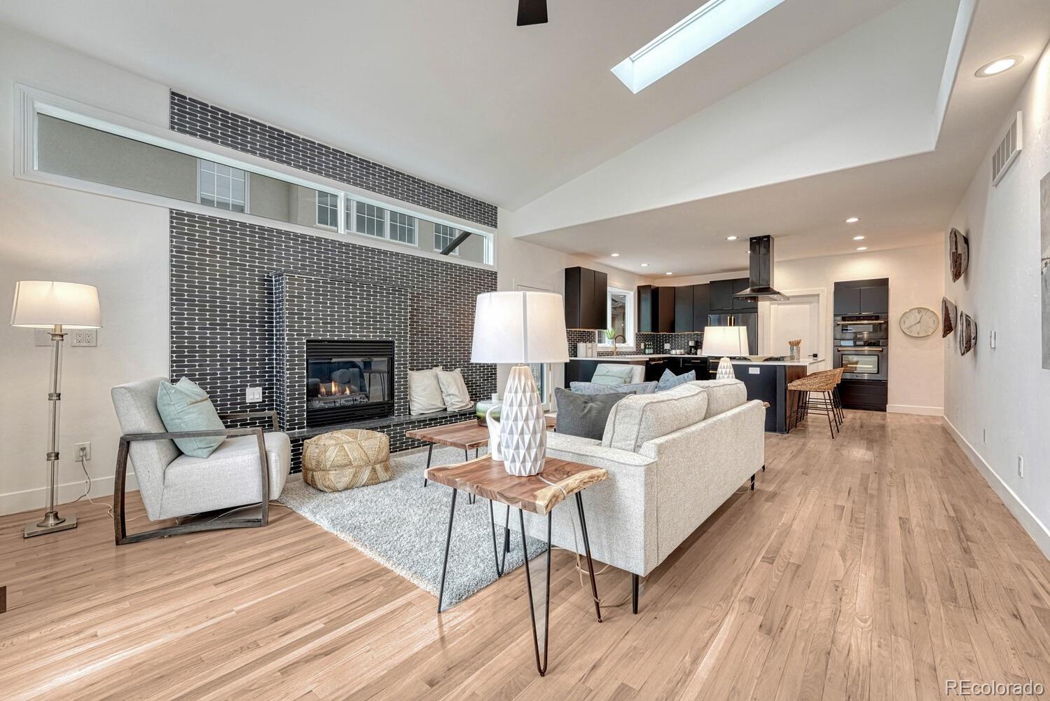 MLS Image #21 for 520  columbine street,denver, Colorado