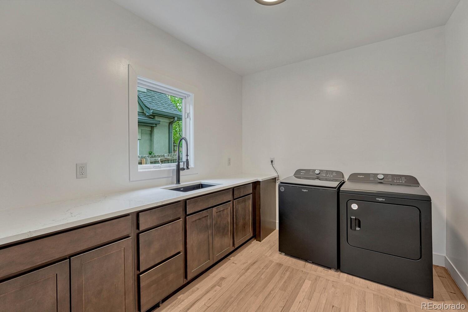 MLS Image #22 for 520  columbine street,denver, Colorado