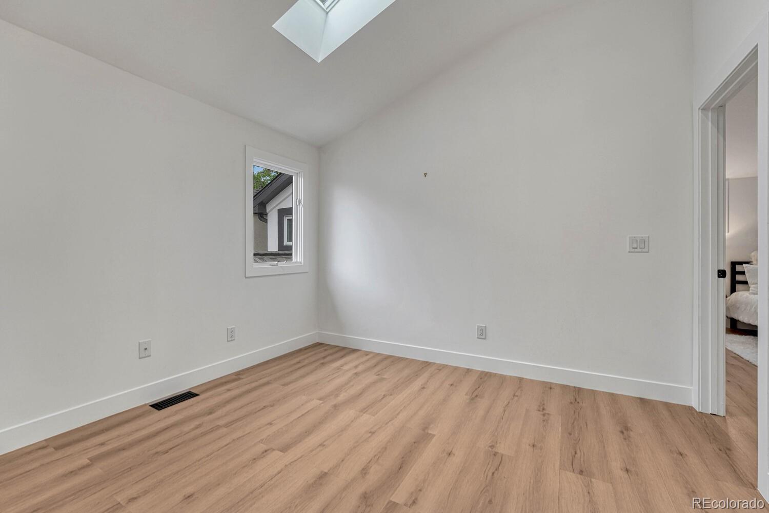 MLS Image #23 for 520  columbine street,denver, Colorado