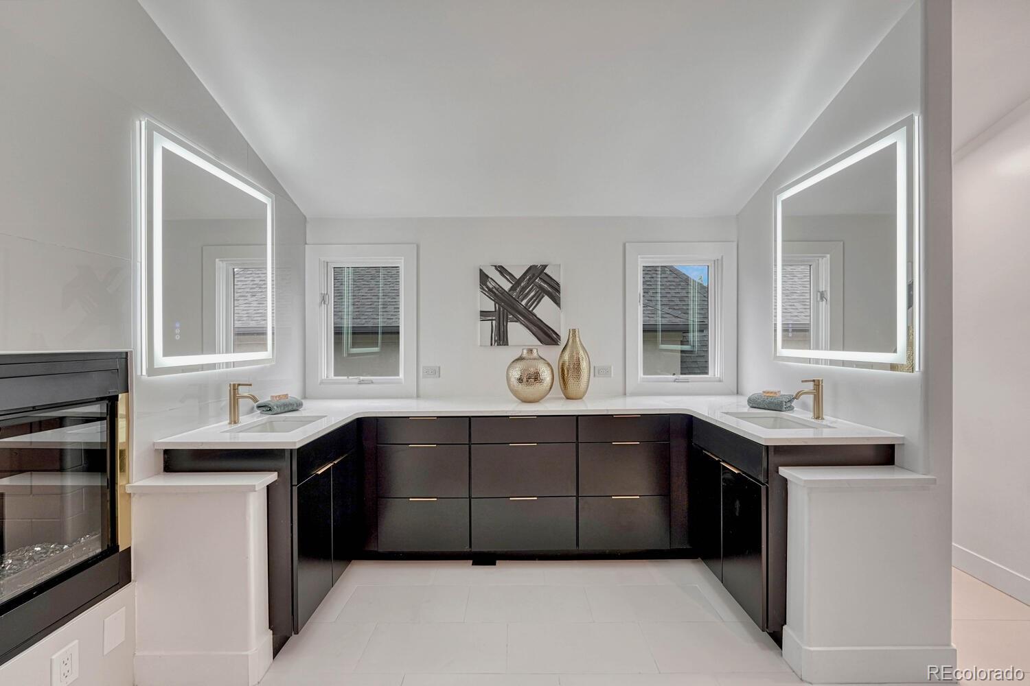 MLS Image #30 for 520  columbine street,denver, Colorado