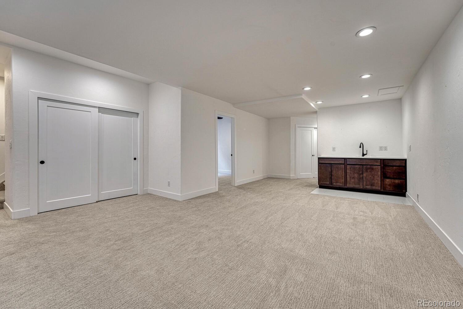 MLS Image #37 for 520  columbine street,denver, Colorado