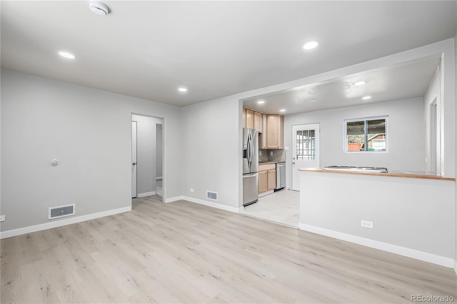 MLS Image #4 for 3430 n clayton street,denver, Colorado