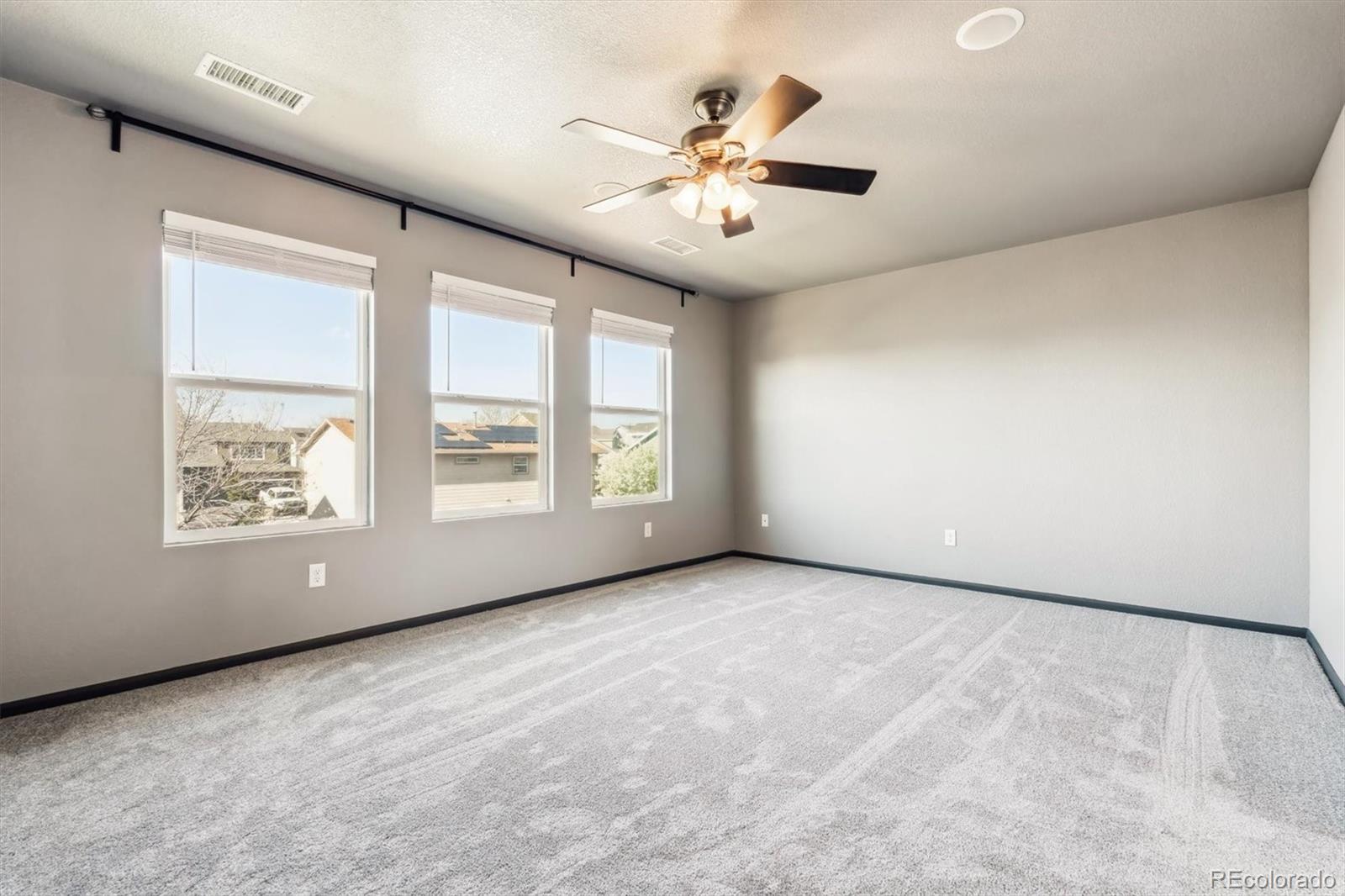 MLS Image #14 for 735  stonehaven street,dacono, Colorado