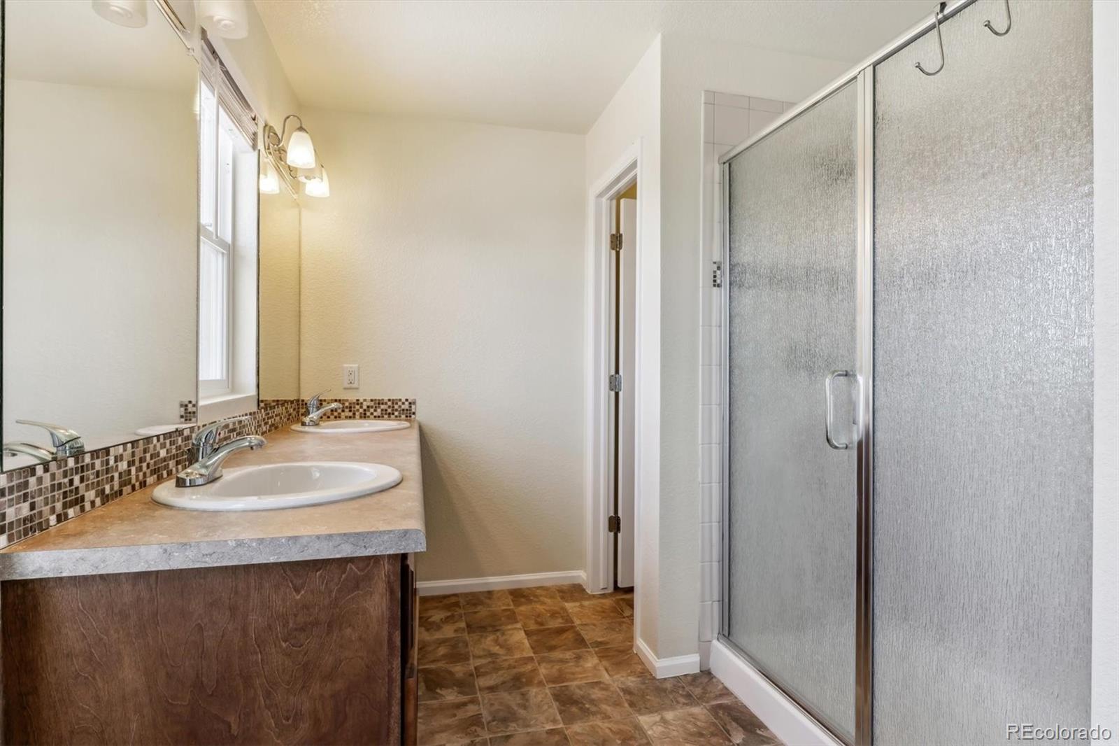 MLS Image #17 for 735  stonehaven street,dacono, Colorado